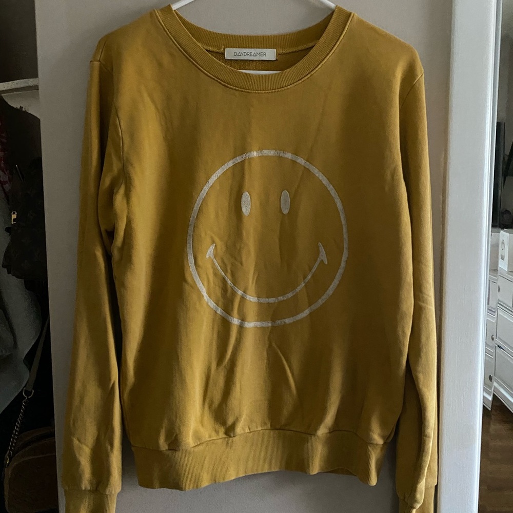 Daydreamer smiley sweater